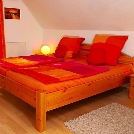 3 Schlafzimmer 8 Gaste Ruhig 110Qm Nahe Flughafen Norderstedt Dış mekan fotoğraf
