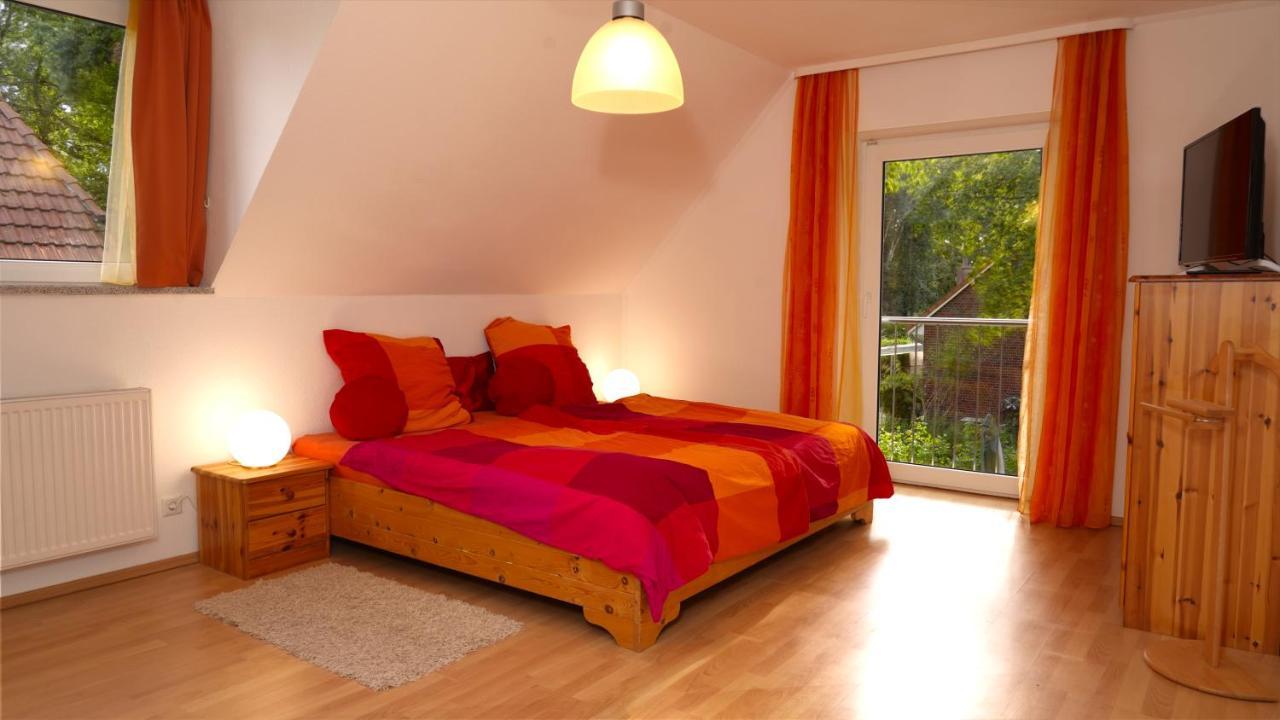 3 Schlafzimmer 8 Gaste Ruhig 110Qm Nahe Flughafen Norderstedt Dış mekan fotoğraf